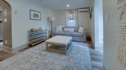 The Suite in a historic carriage house - image 13