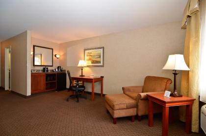 Best Western Plus Kennewick Inn - image 10