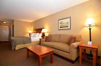 Best Western Plus Kennewick Inn - image 15