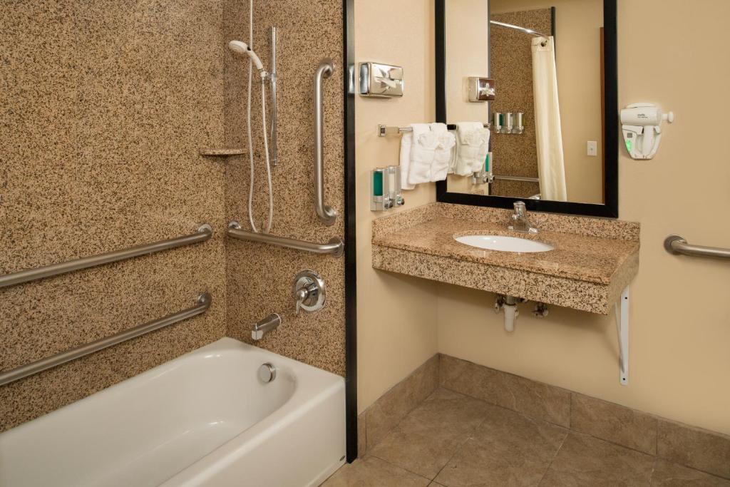 Best Western Kennewick Tri-Cities Center - image 3