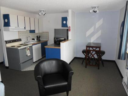 Kennewick Suites - image 10