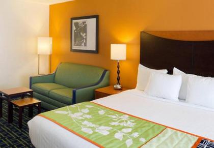 Fairfield Inn Kennewick - image 2