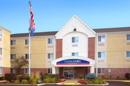 Candlewood Suites Kenosha an IHG Hotel - image 10