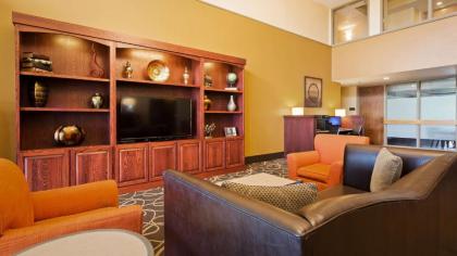 Best Western Executive Inn - image 12