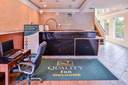 Quality Inn Hotel Kent - image 5