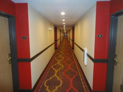 Red Lion Inn & Suites Kent - Seattle Area - image 8