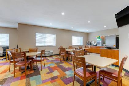 Quality Inn & Suites Keokuk North - image 6