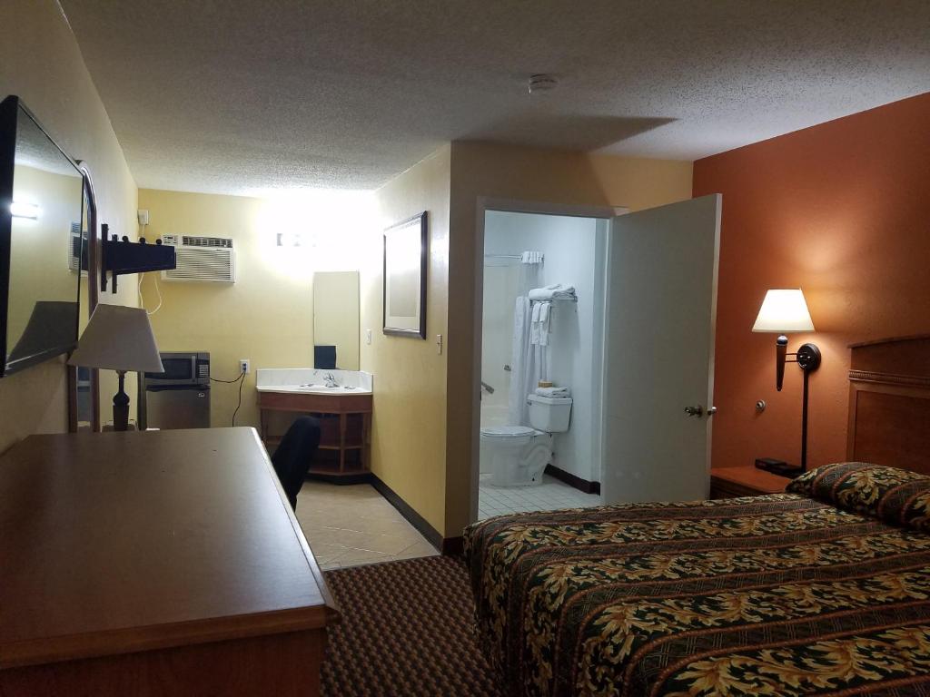 Budget Inn - Keokuk - image 7