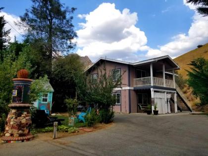 Sacred Mtn River Suites