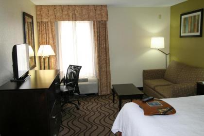 Hampton Inn Kerrville - image 12