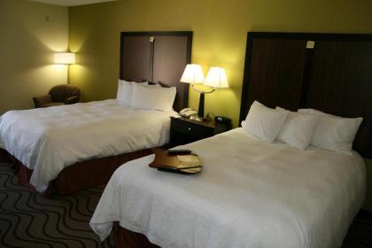 Hampton Inn Kerrville - image 9