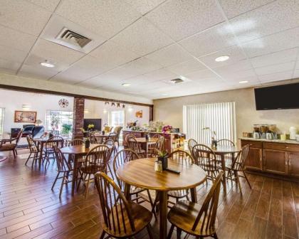 Quality Inn & Suites Kerrville - image 10