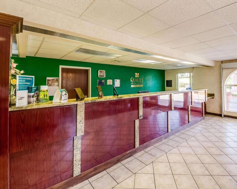 Quality Inn & Suites Kerrville - image 4