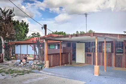 Eclectic House with Fire Pit and Garden Oasis Kerrville