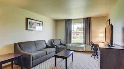 Cobblestone Inn & Suites-Kersey - image 3