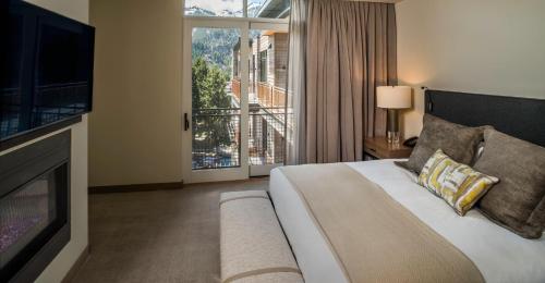 Limelight Hotel Ketchum - image 3