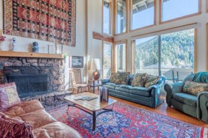 Sage Road townhome Beautiful Views in Warm Springs Ketchum