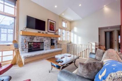 Angani Way Townhome with access to pool hot tub tennis and golf - image 2