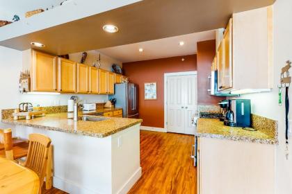 Wood River Condo - image 6