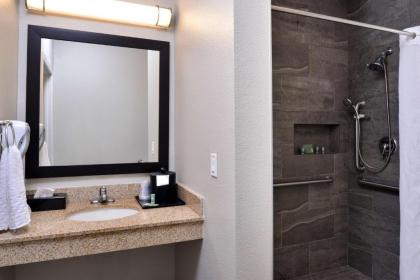 Best Western Kettleman City Inn & Suites - image 15