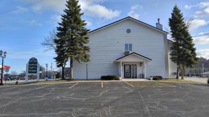 Harbor Lights Lodge Kewaunee Wisconsin