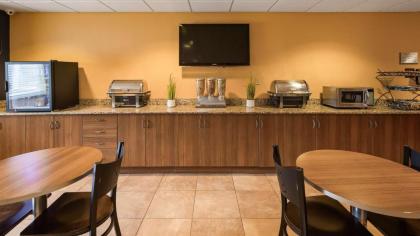 SureStay Plus Hotel by Best Western Keyser - image 8