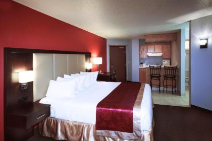 Ramada by Wyndham Keystone Near Mt Rushmore - image 12