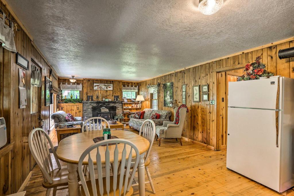 Historic Grizzly Gulch Cabin Near Mt Rushmore! - image 7