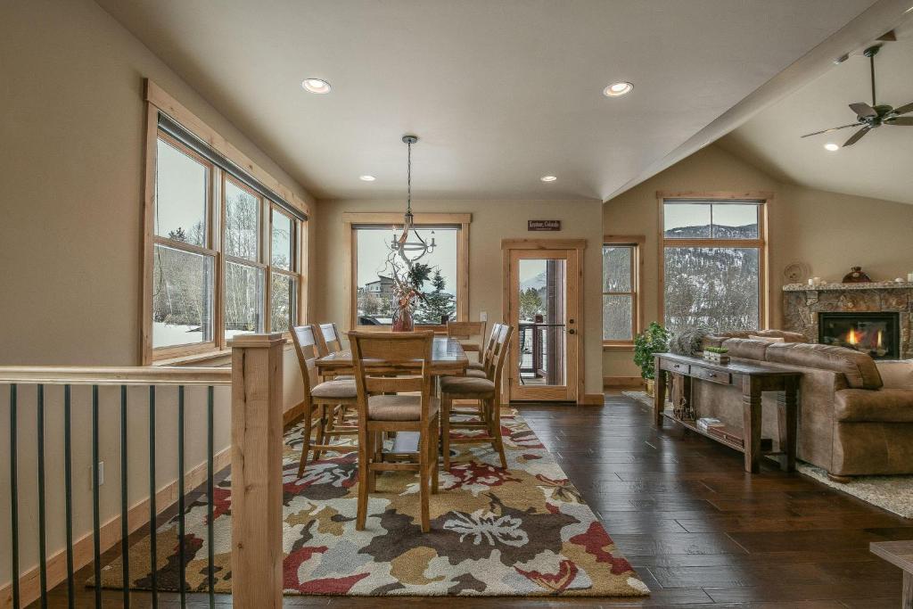 Frey Gulch Townhome 58 - image 3