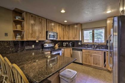 Townhome with Sauna about 1 Mile to Keystone Ski Resort! - image 10