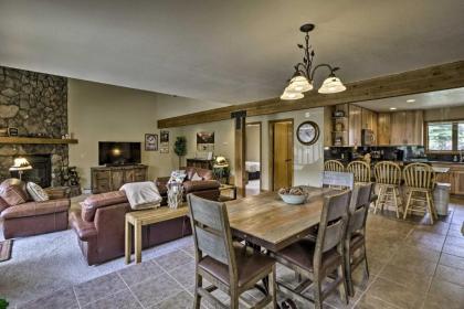 Townhome with Sauna about 1 Mile to Keystone Ski Resort! - image 6