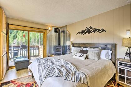 Rustic Keystone Condo with Pool Walk to Lifts! - image 14