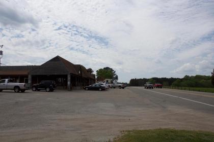 Sheldon's Motel and Restaurant - image 7