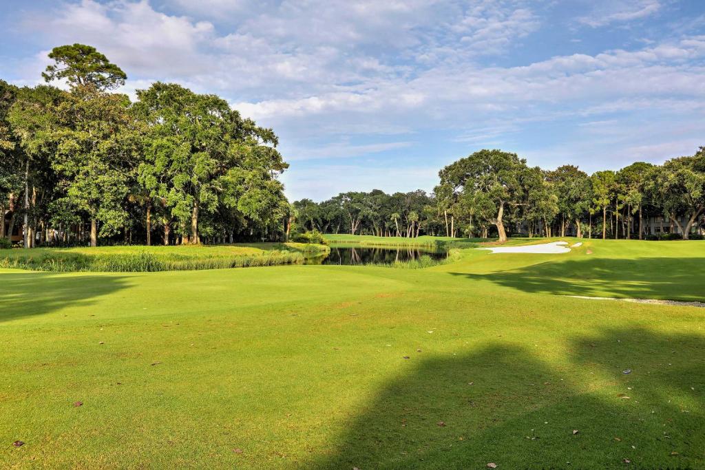 Spacious Kiawah Island Home with Deck - Walk to Beach - image 3