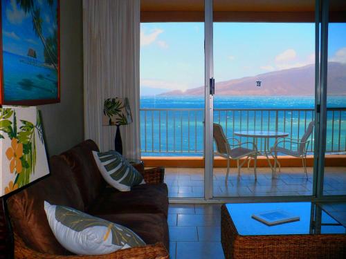 Menehune Shores Suite - main image