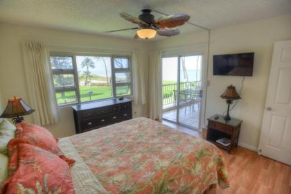 Menehune Shores 225 - Ocean Front 2-Bedroom Air-Conditioned Condo with a Tremendous View - image 17