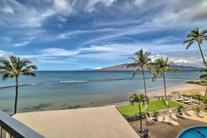 Beachfront Kihei Sanctuary with Lanai and Ocean Views! - image 4