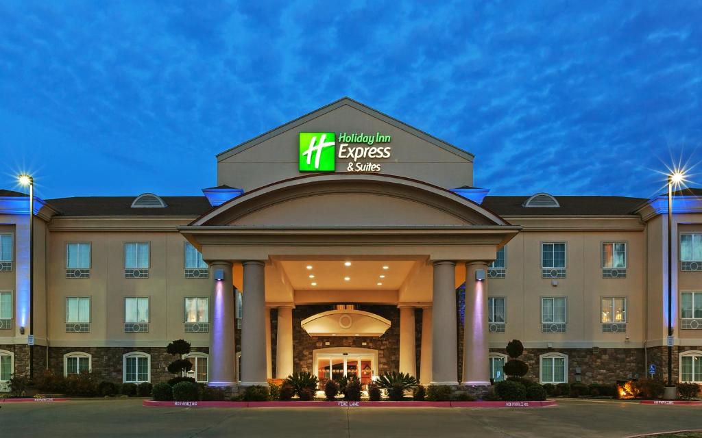 Holiday Inn Express Hotel & Suites Kilgore North an IHG Hotel - main image