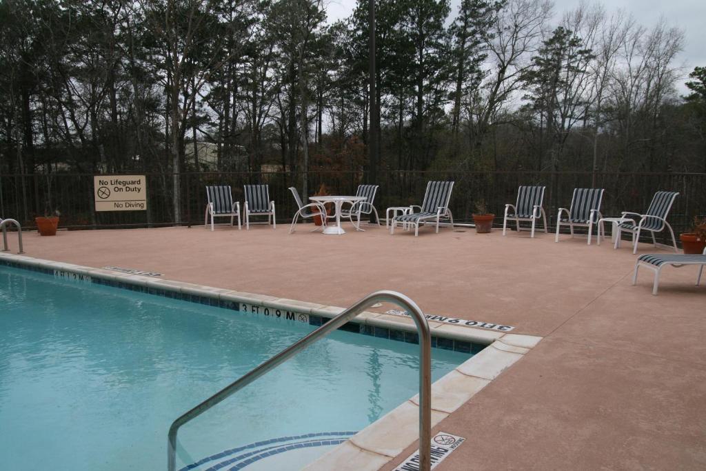 Hampton Inn Kilgore - image 7