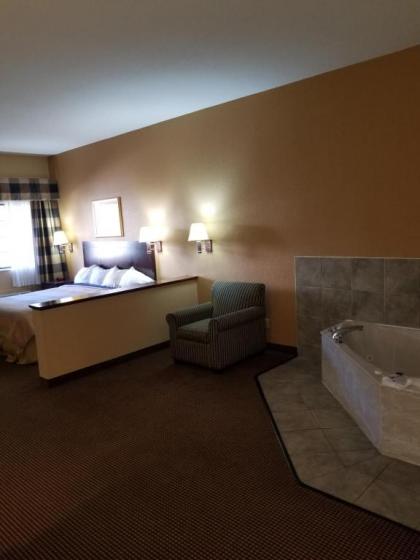 Americas Best Value Inn Kilgore - image 11