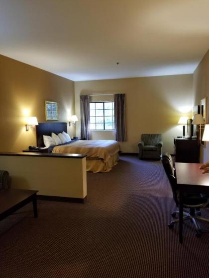 Americas Best Value Inn Kilgore - image 9