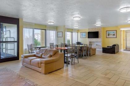 Quality Inn Carolina Oceanfront - image 3