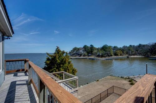 5550 - Lighthouse Pointe - image 3