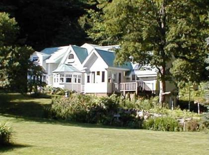 Mountain Valley Retreat - image 4