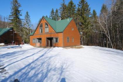 Ski inout Spruce Glen townhomes on Great Eastern trail Vermont