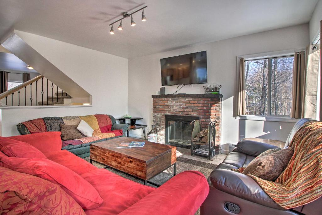 Stylish Killington Retreat - 3 Miles to Skiing! - main image