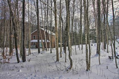 Stylish Killington Retreat - 3 Miles to Skiing! - image 10