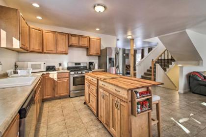 Stylish Killington Retreat - 3 Miles to Skiing! - image 17