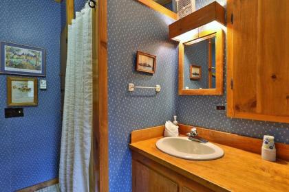 The Zack Family Cabin by Killington Vacation Rentals - image 9