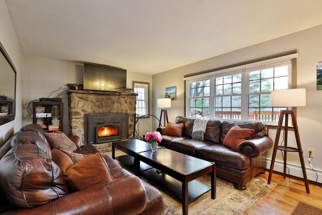 Bigelow Chalet by Killington Vacation Rentals - main image